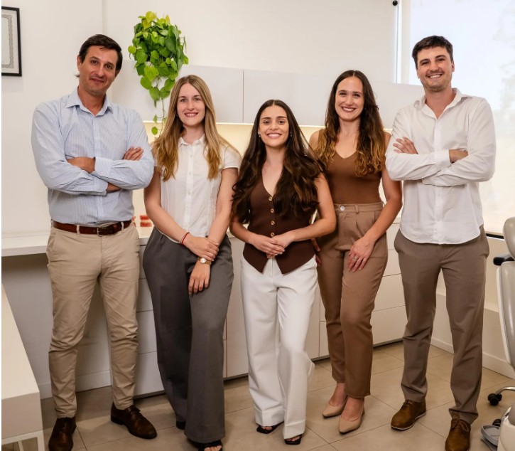 Nuestro Equipo - Megale Ulagnero